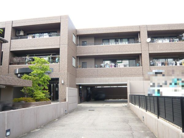 ラヴィアーレ引山