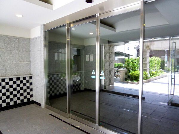 【プレサンス泉シティアーク】エントランス 【プレサンス泉シティアーク】エントランス