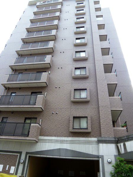 【久屋公園アイリス】建物外観