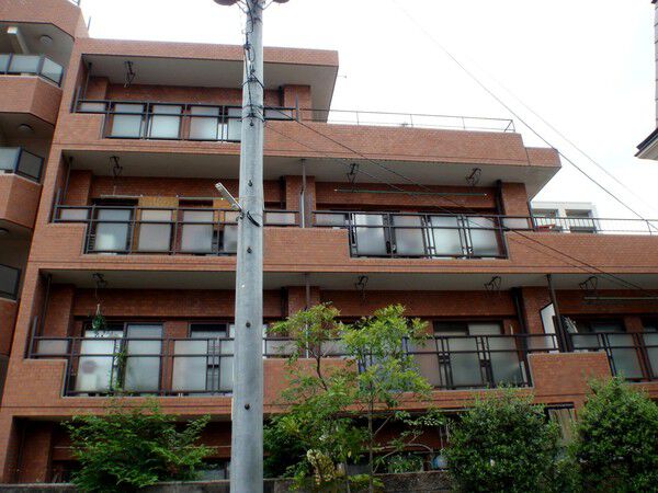 【ライオンズマンション白壁】建物外観