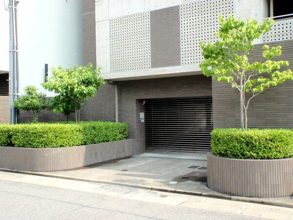 【ノイエクラッセ徳川園パルクブリック】建物外観