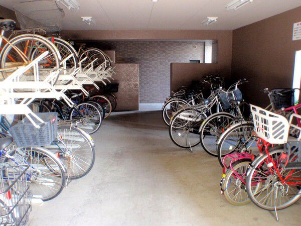 【徳川園シティハウス】駐輪場