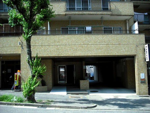 【エスポア金山3】建物外観 1階部分
