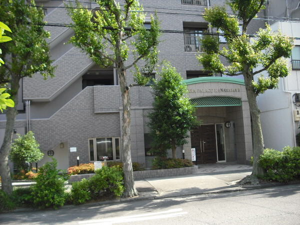 【ダイアパレス金山Ⅱ】建物外観 1階部分 【ダイアパレス金山Ⅱ】建物外観 1階部分