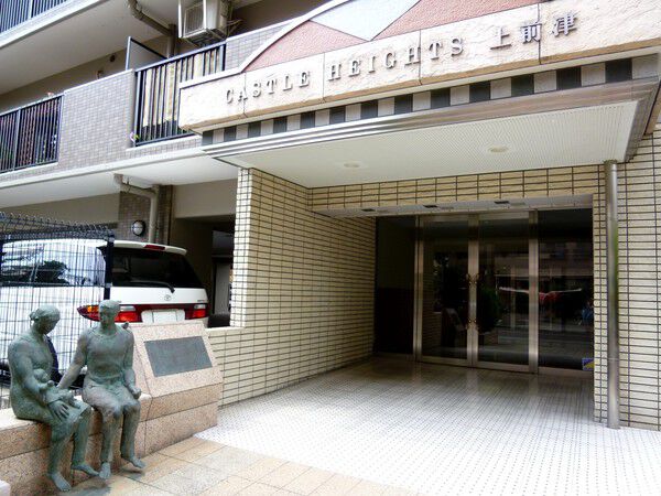 【キャッスルハイツ上前津】1階入口部分