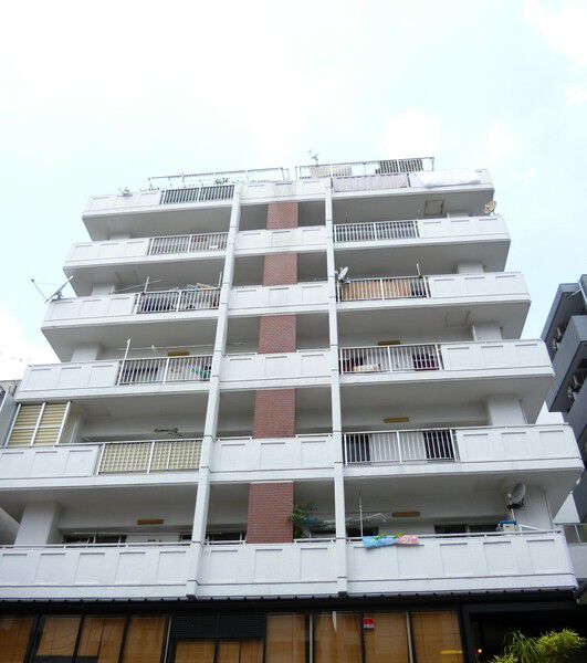 【ホワイトキャッスル新栄】建物外観