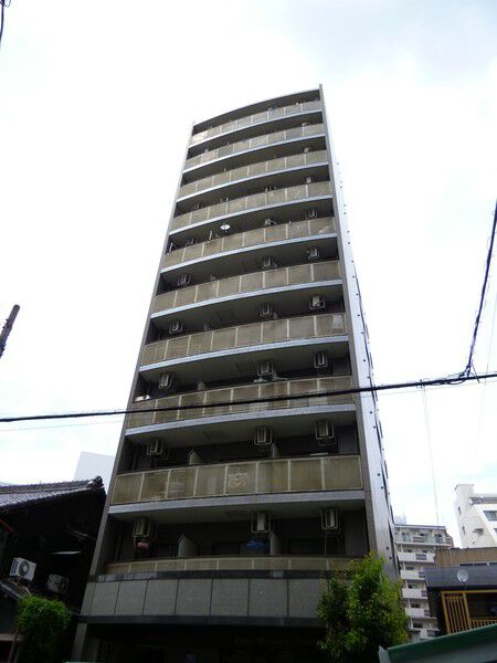 【ライオンズマンション新栄】建物外観