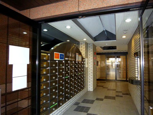 【ダイアパレス上前津】エントランス