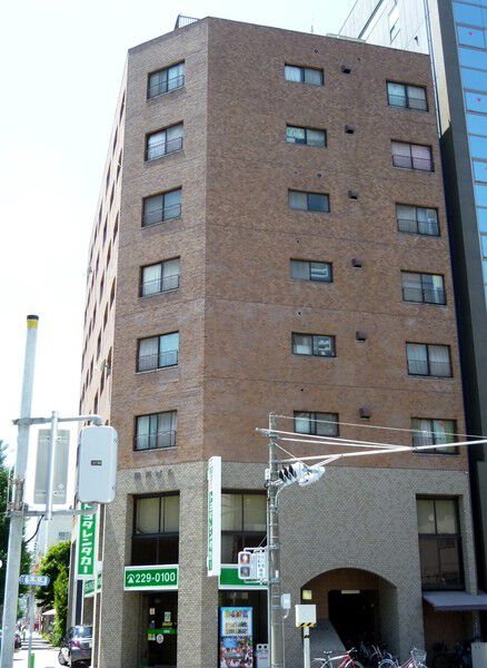 【財形丸ノ内勝川マンション】建物外観 【財形丸ノ内勝川マンション】建物外観