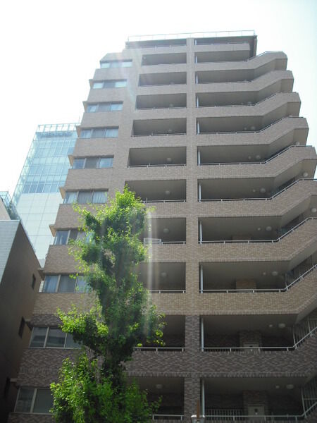 【クレステージ久屋大通り】建物外観