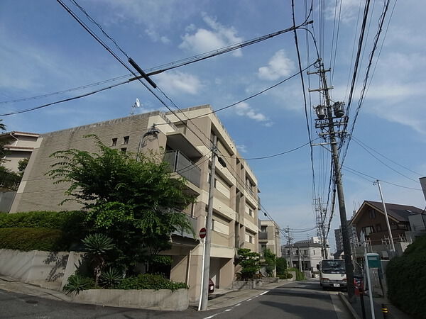 【グレイス本山Ⅱ】外観