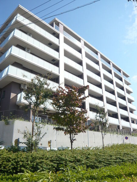 バンベール本山池園町