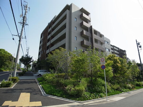 【プレミスト東山公園】外観写真