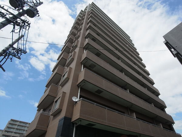 ファミール吹上