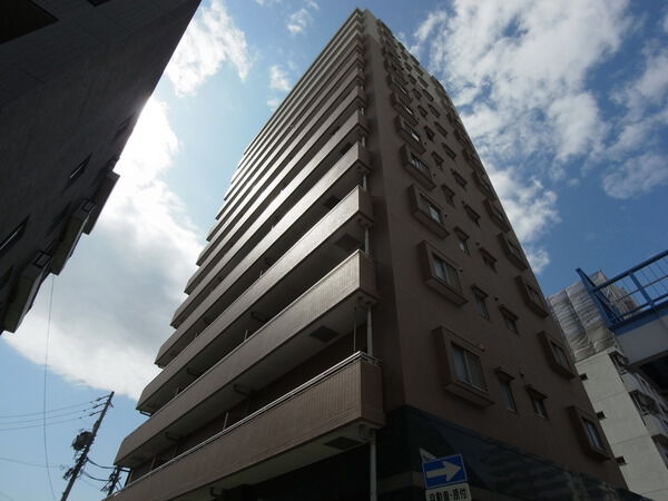 ファミール吹上