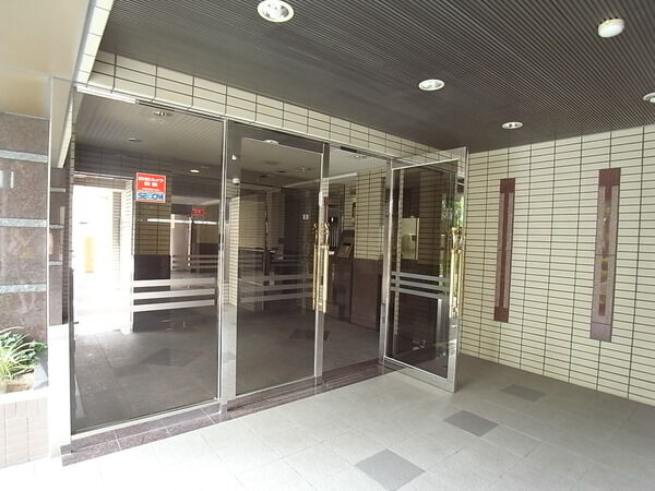 シャリエ春岡一丁目 3枚目 シャリエ春岡一丁目