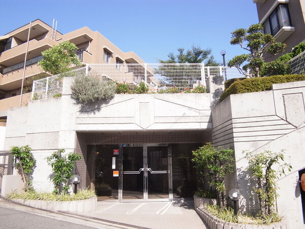 【グローリアスヒルズ八事】エントランス 【グローリアスヒルズ八事】エントランス