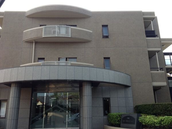 【藤和八事表山ホームズ】外観