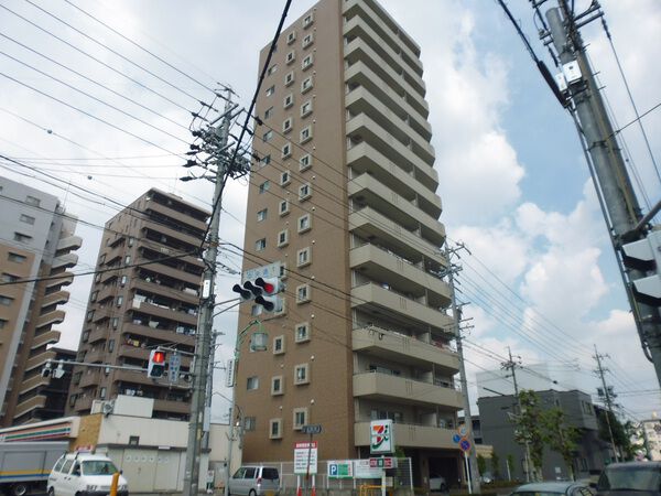 ラ・ヴァンス春日井駅前