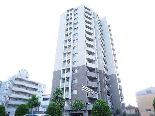 【ロイヤルクレスト浅間町】外観