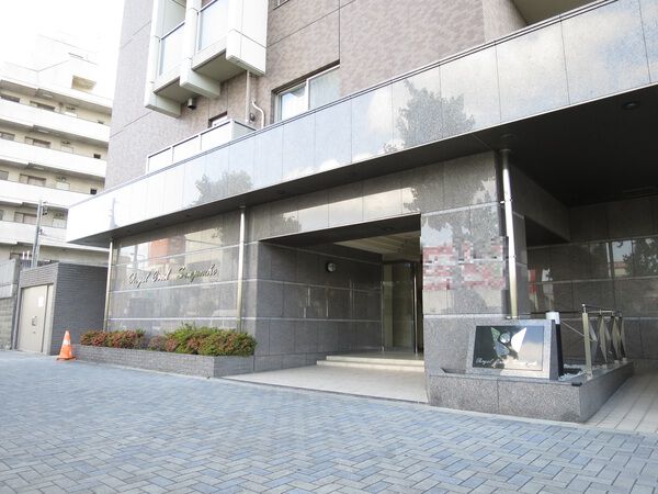【ロイヤルクレスト浅間町】アプローチ