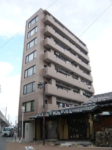 【ラ・キャッスル小田井マンション】外観写真