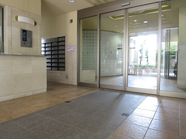 【ロイヤル則武新町】外観