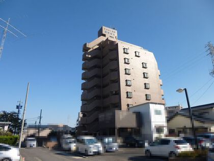 外観 (北西) 外観 (北西)