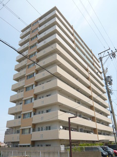 ファミリアーレ東起 8枚目 ファミリアーレ東起