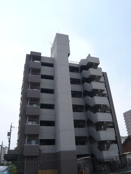 ソシエート西中島