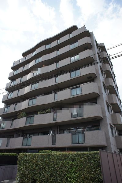 サーラ・グリーン惟信町