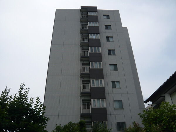 ロイヤルクレスト蟹江本町 3枚目 ロイヤルクレスト蟹江本町