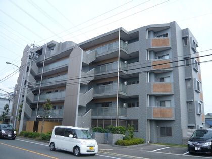 グランマノワール蟹江