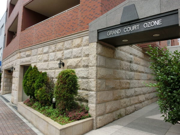 【グラン・コート大曽根】エントランス