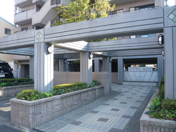 【シャトー大曽根】外部アプローチ