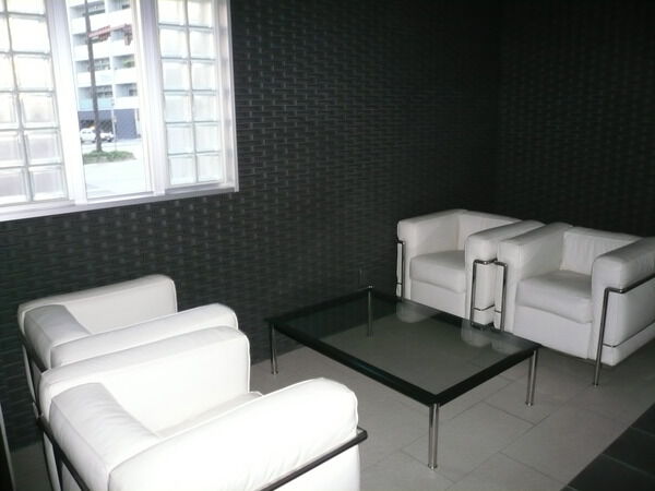 【ファミリアーレ大曽根レジデンス】エントランスロビー