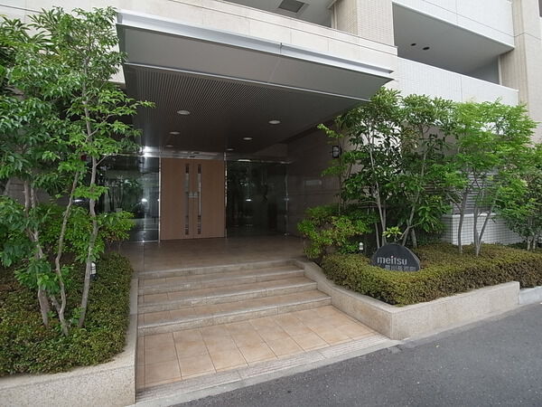 【メイツ黒川長喜町】エントランス