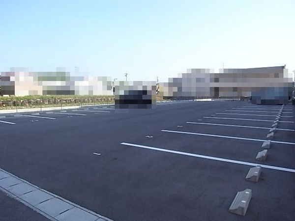 【サンシティ岡崎駅テラス】敷地内駐車場