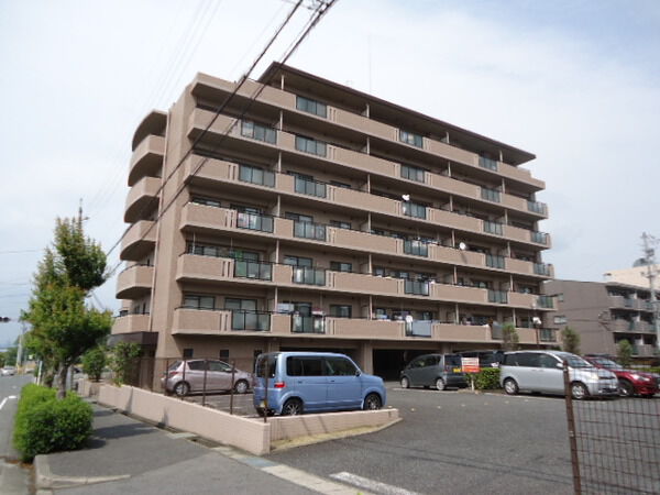 【Tステージ三好東山台】建物外観