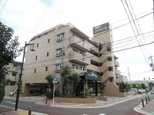 【ダイアパレス原】外観です。