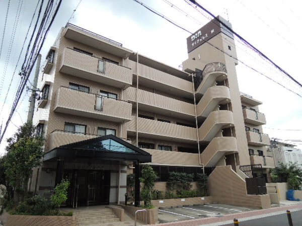 【ダイアパレス原】外観です。