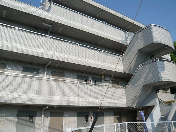 メゾンドリリーク