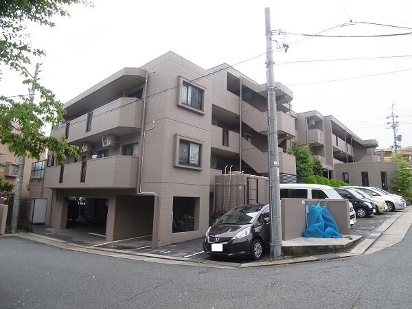 ユニーブル鳴海東ガーデンコート