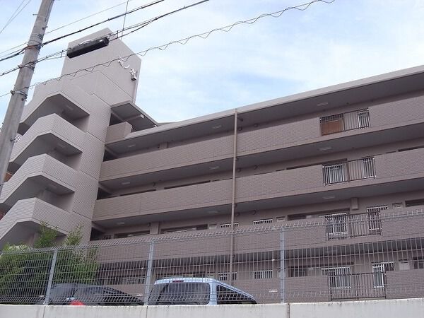 宝マンション滝ノ水