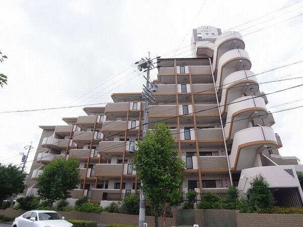 【シャトー平手】外観