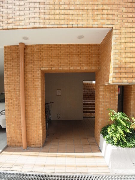 【ルミエール東山】ｴﾝﾄﾗﾝｽ