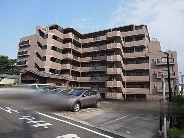 バンベール大府 2枚目 バンベール大府