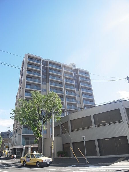 エクセルシオール桑園シティ