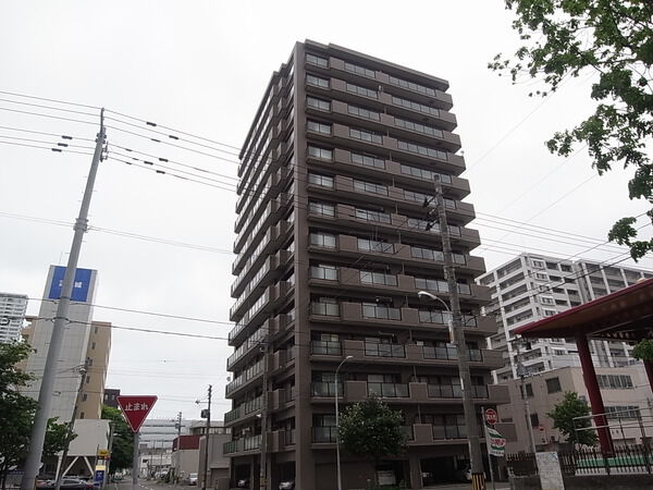 クリーンリバーフィネス大通 2枚目 クリーンリバーフィネス大通