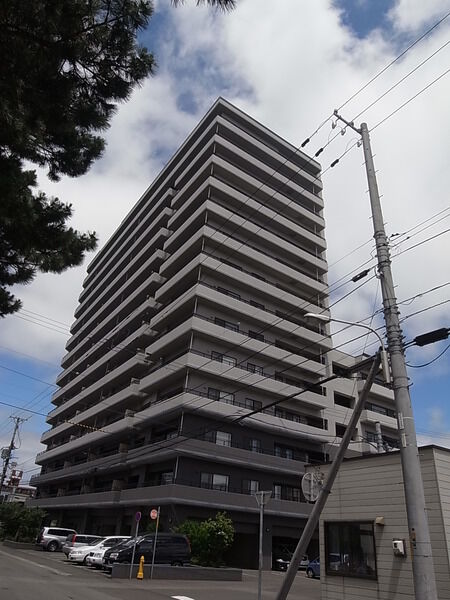 クリーンリバーフィネス山鼻中央